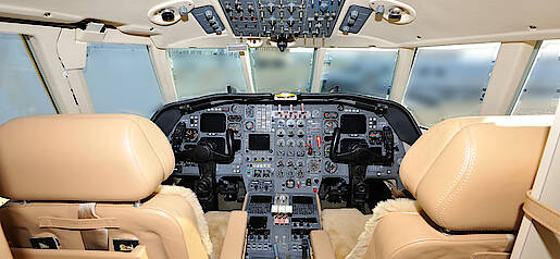 Dassault Falcon 50 - Super midsize jet hire